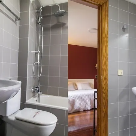 Hotel Montanas De Covadonga