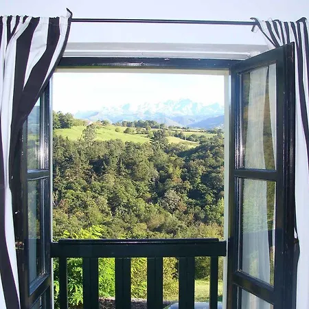 Montañas De Covadonga Hotel 2*
