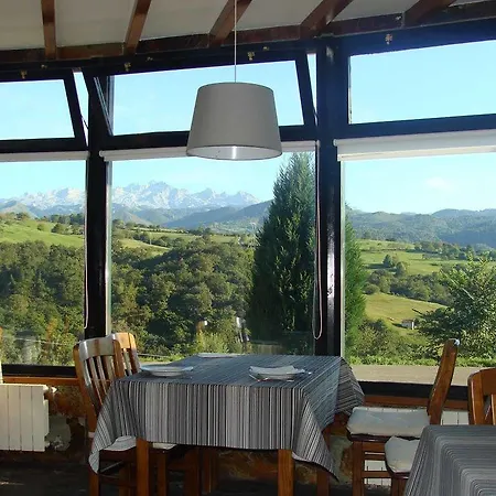 Montanas De Covadonga