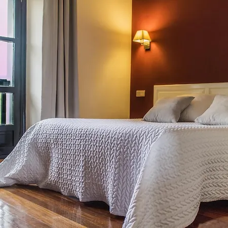 Montanas De Covadonga Hotel 2*