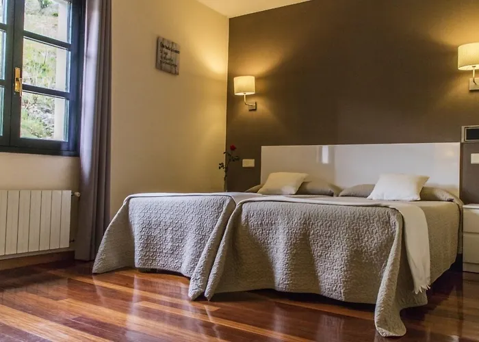 Hotel Montañas De Covadonga 2*