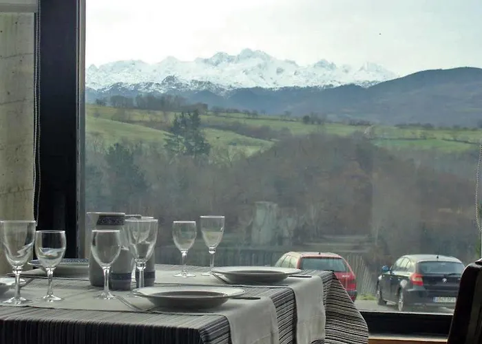 Montañas De Covadonga Hotel Onís